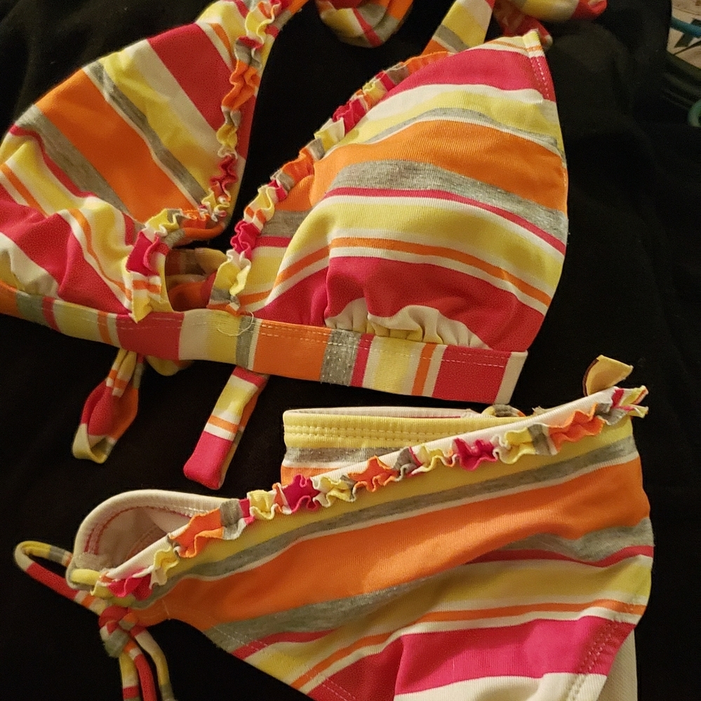 Bathing suit